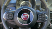 Volant Fiat 500 Dolcevita – intérieur raffiné d’une citadine d'occasion à Perpignan / voiture occasion Perpignan